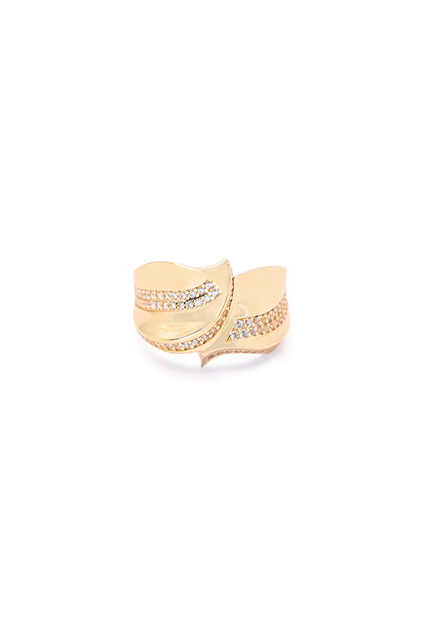Anillo 14 kilates con ondas gruesas en oro amarillo enlazadas y dos filas de zirconias.