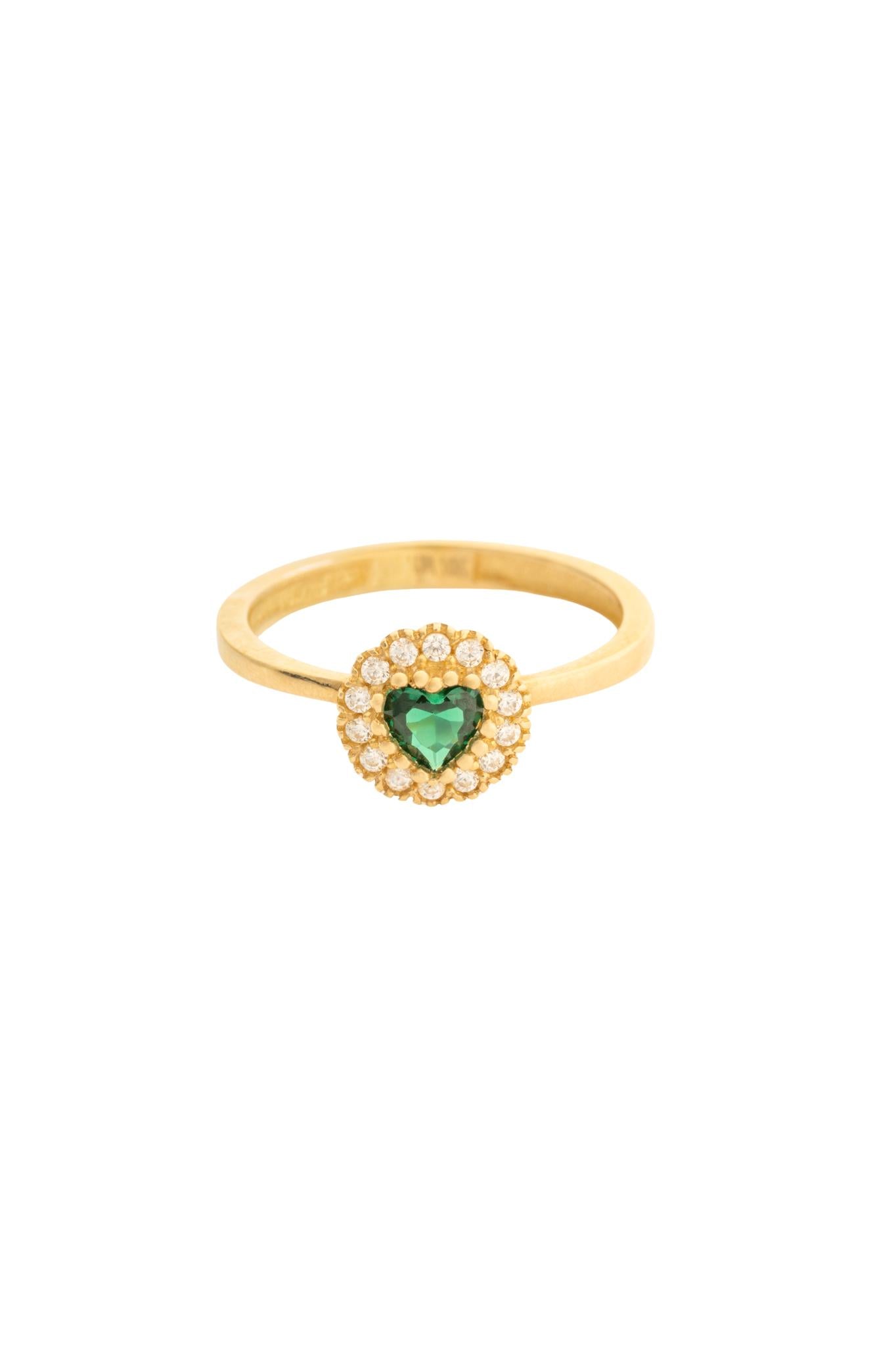 Anillo 10 kilates centro zirconia corazón verde y contorno de zirconias..png