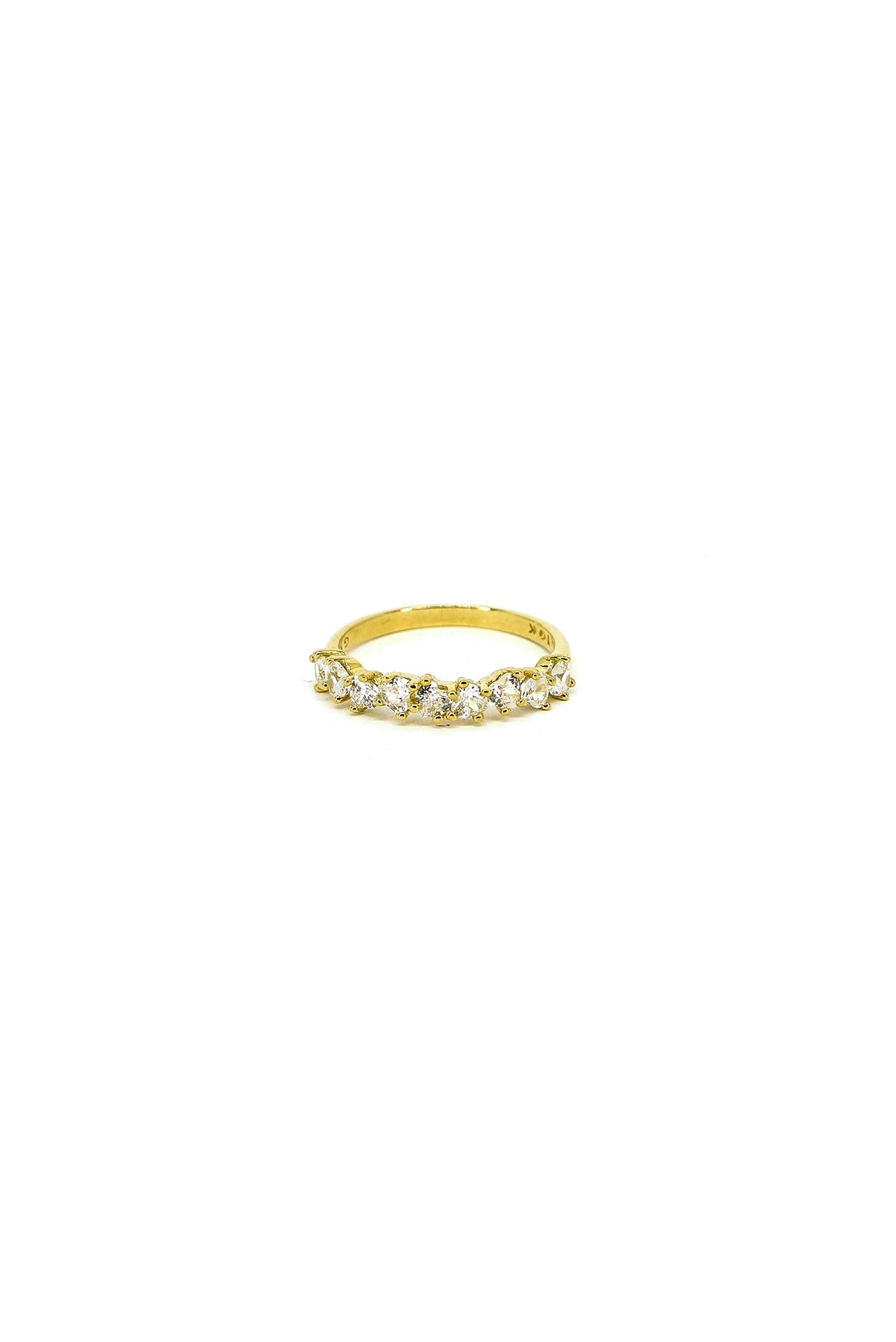 Anillo churumbela de oro solido de 10 kilates con un estilo de zirconia cuadradas blancas.png