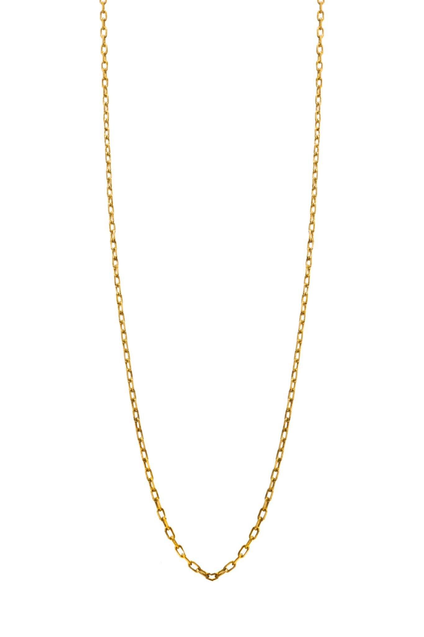 Cadena de oro solido de 10 kilates con un estilo de eslabón cuadrado .png