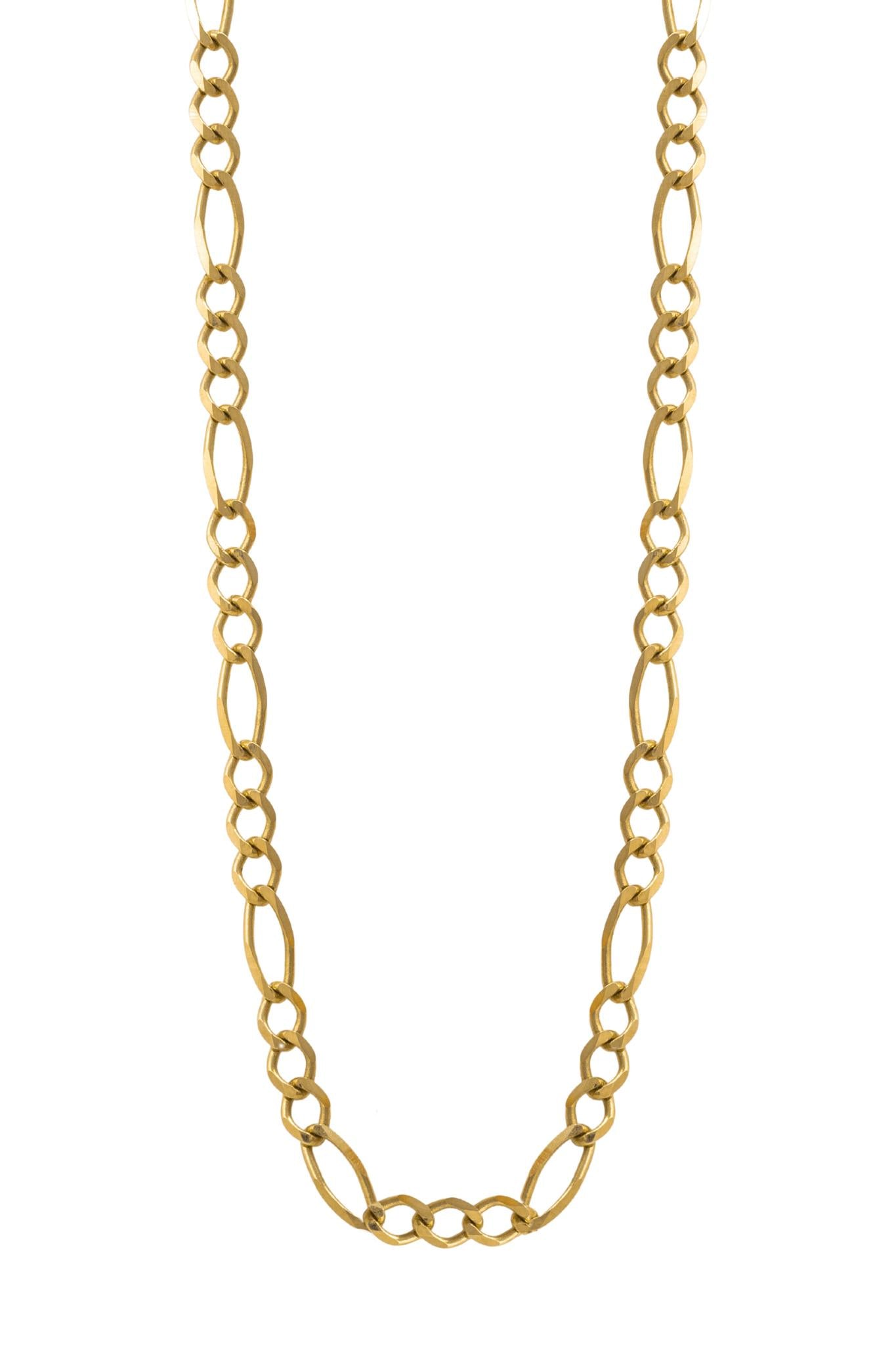 Cadena de oro solido de 10 kilates con un tejido eslabón figaro.png