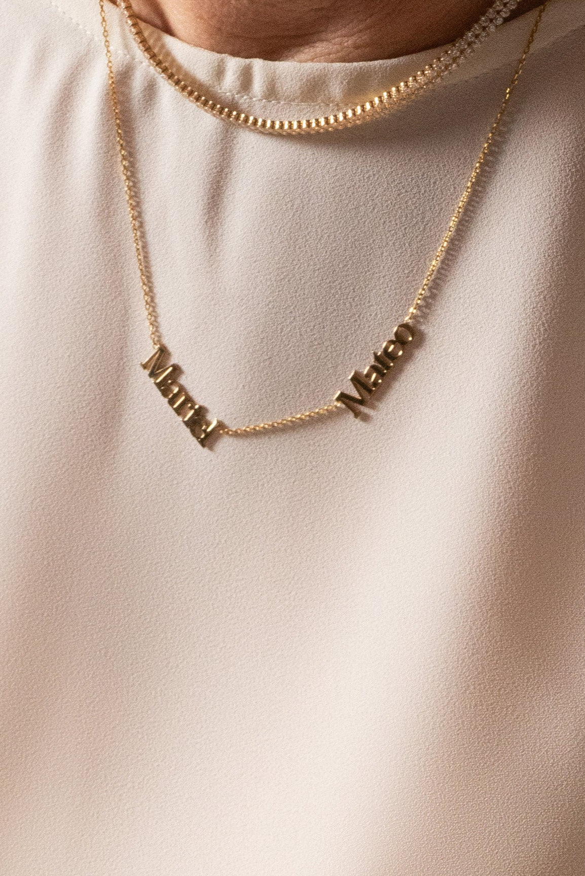 Collar De Oro Sólido Personalizado Con Varios Nombres Letra Máquina De Escribir