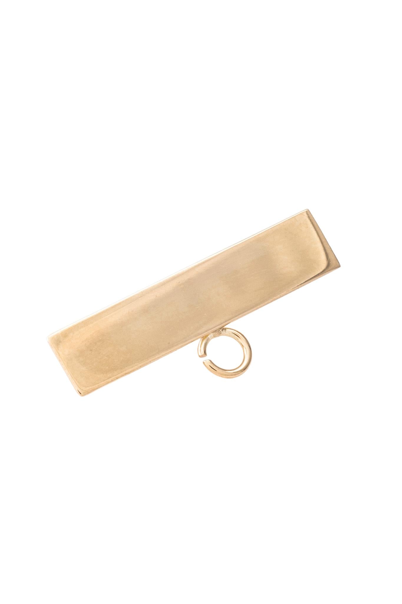 Segurito de oro sólido en 14 kilates con forma de placa lisa orillas cuadradas oro amarillo..png