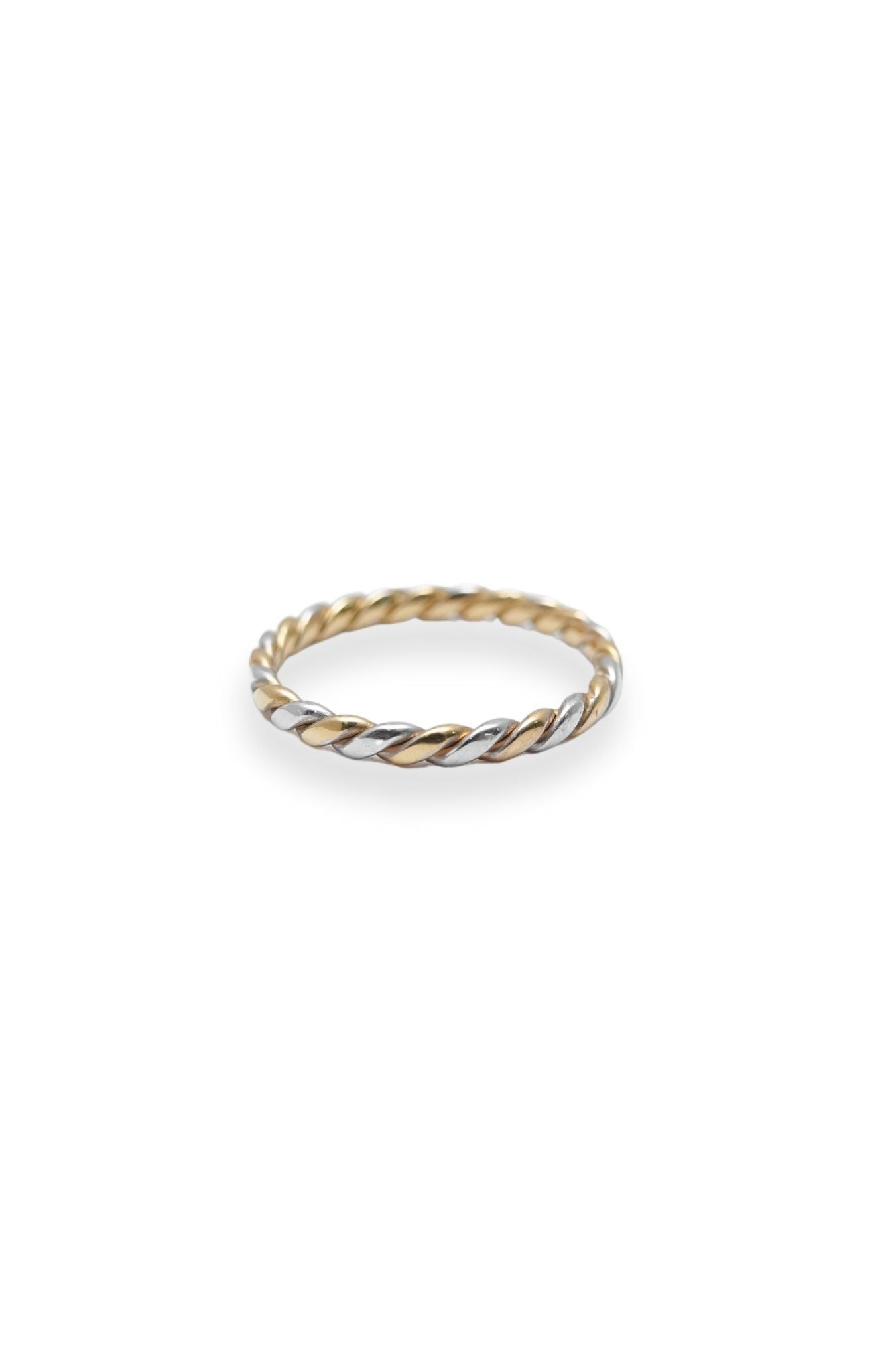GOLD RING 505