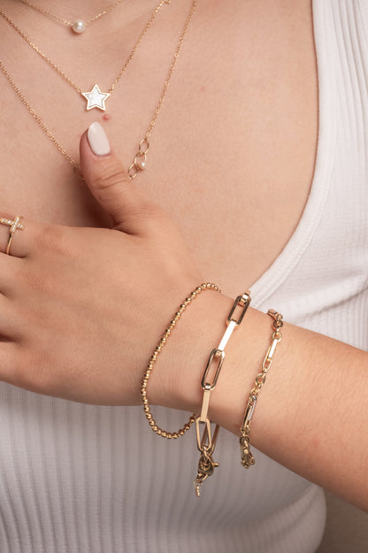 Pulsera de oro sólido en 10 kilates con dos eslabones ovalados combinados y cadenas circulares