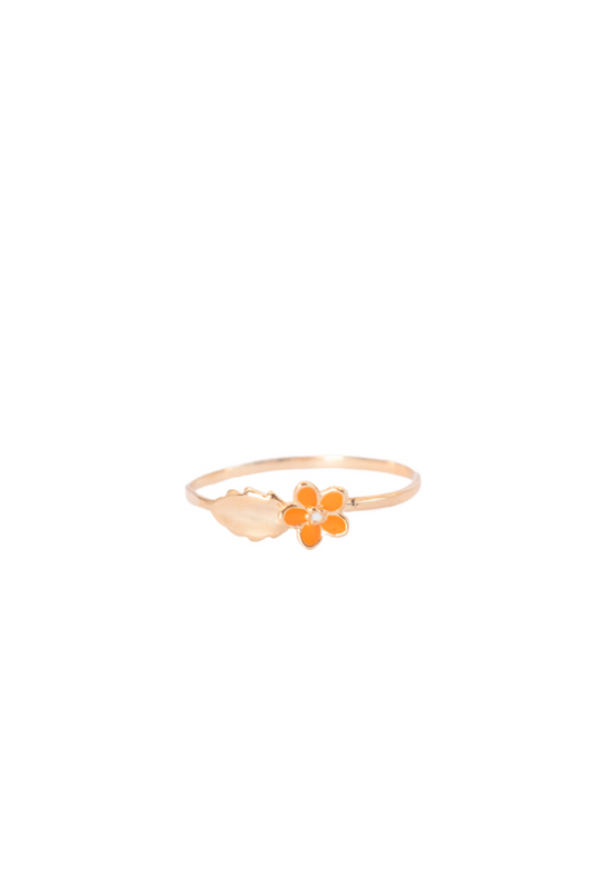 Anillo 14 kilates brazo fino con flor esmaltada narnaja y hoja lisa..png