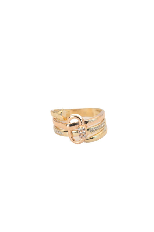 Anillo 14 kilates con cuatro hileras tipo clavo liso y centro hebilla en oro rosa con zirconias..png