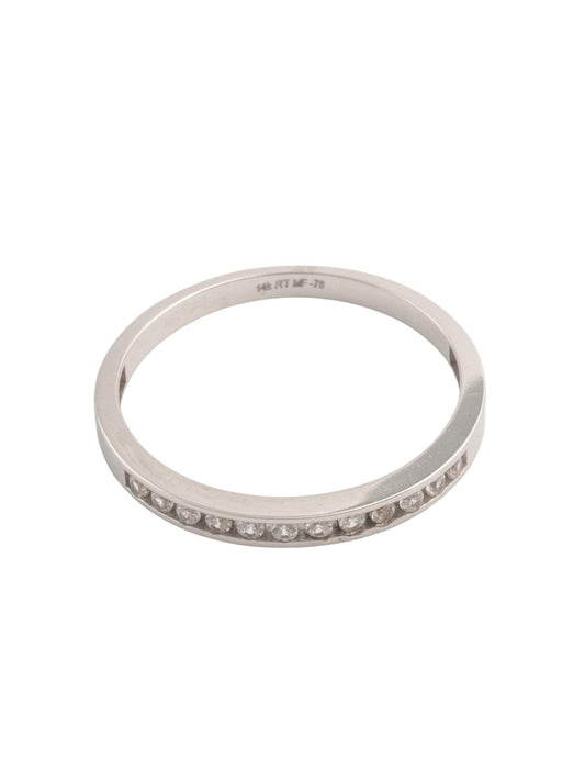 Anillo churumbela de oro sólido en 14 kilates con doce zirconias separación hueca biseladas en oro blanco..png