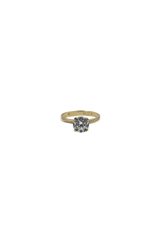 Anillo de compromiso de oro sólido en 10 kilates con una zirconia en medio y al rededor zirconias.png