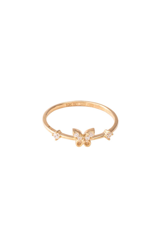 Anillo de oro sólido en 10 kilates con mariposa al centro y zirconias separadas..png