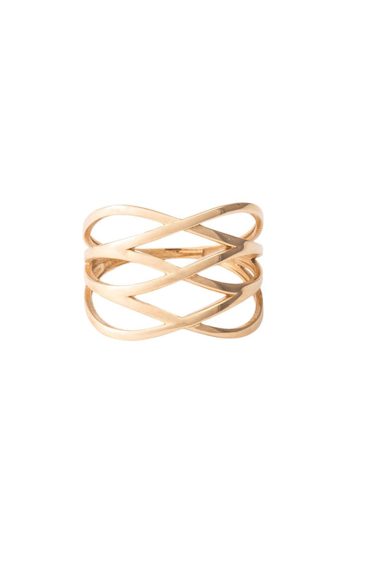Anillo de oro sólido en 10 kilates con tres hileras de líneas enlazadas lisas..png