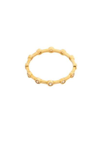 Anillo en 10 kilates con zirconias blancas biseladas.png