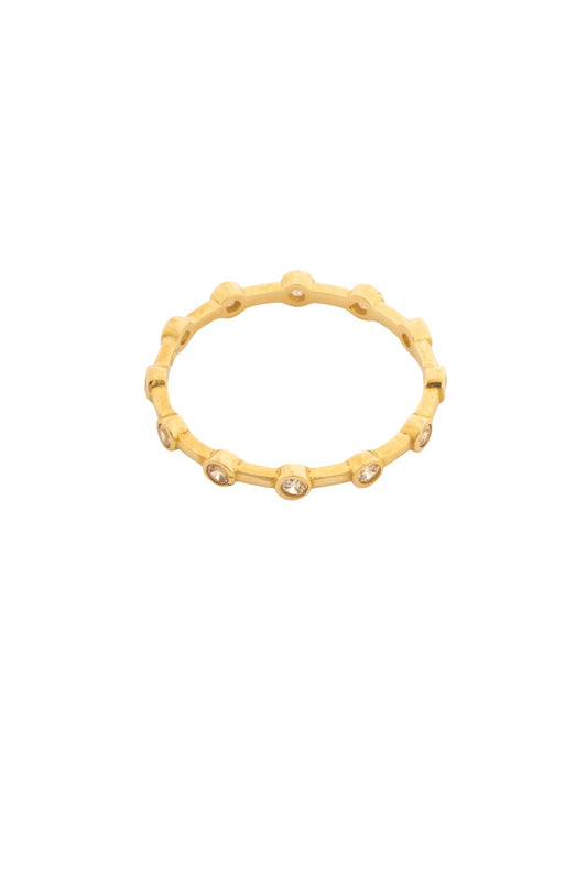 Anillo en 10 kilates con zirconias blancas biseladas.png