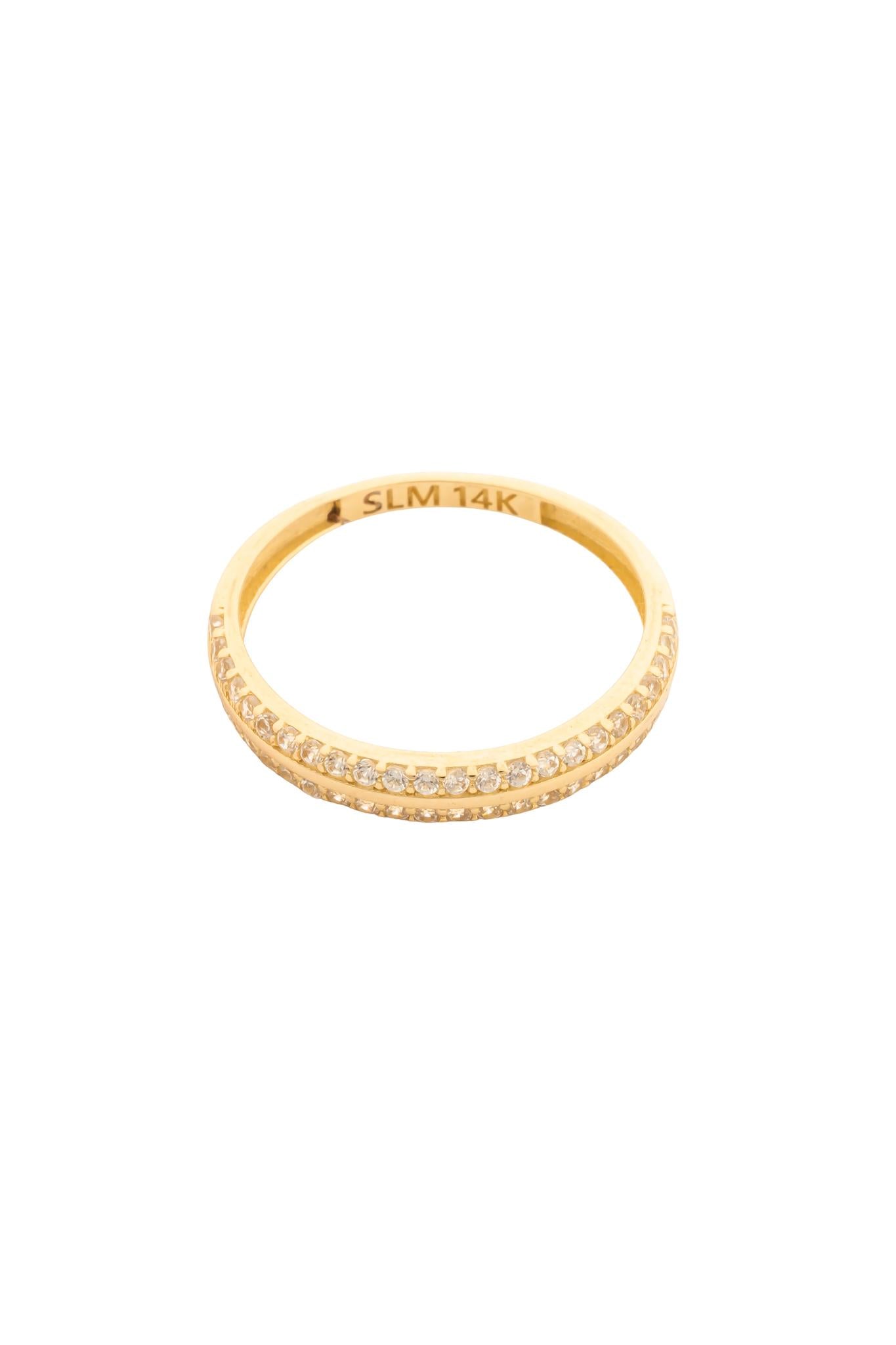 Anillo en 14 kilates con zirconia y línea dorada.png