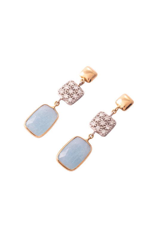 Arete de oro sólido en 14 kilates con cuadro de diamantes de 0.36 cts montados en oro blanco, cuadro mini liso en oro amarillo y piedra  biselada en oro..png