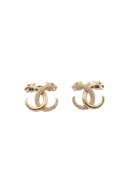 Aretes 10 kilates con pantera CC una lisa y una tupida zirconia..png