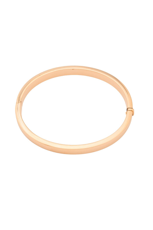 Aro de oro sólido en 14 kilates con diseño liso clásico orillas redondeadas..png