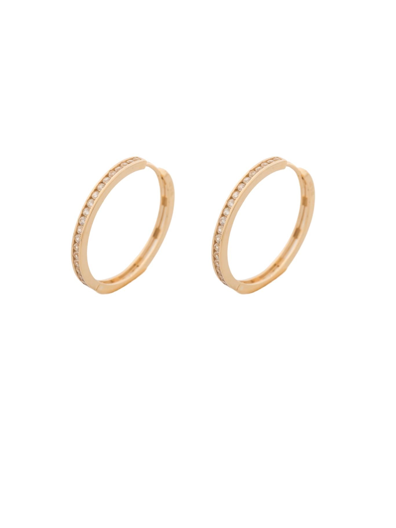 Arracada 10 kilates zirconias biseladas grandes blancas.png