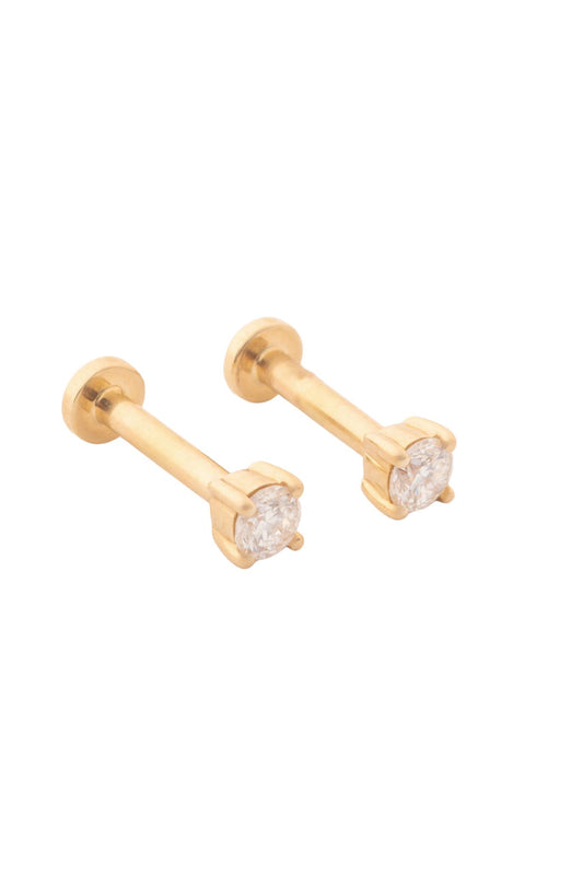 Broquel de oro sólido en 14 kilates con diamantes D;0.13 CT montado en oro amarillo..png