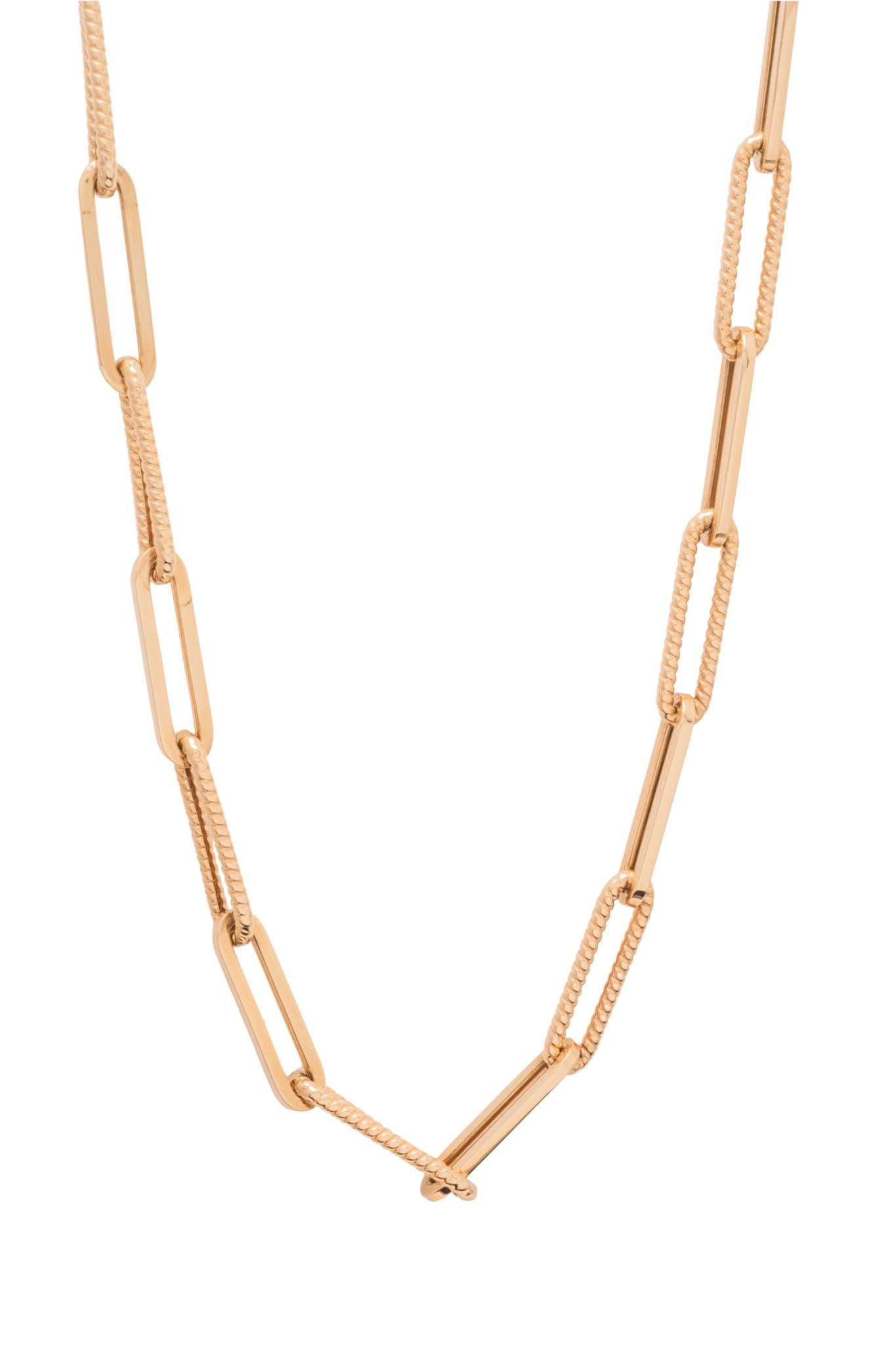 Cadena de oro sólido en 10 kilates con eslabon alargado de dos estilos, uno liso y el otro con textura de punto.png