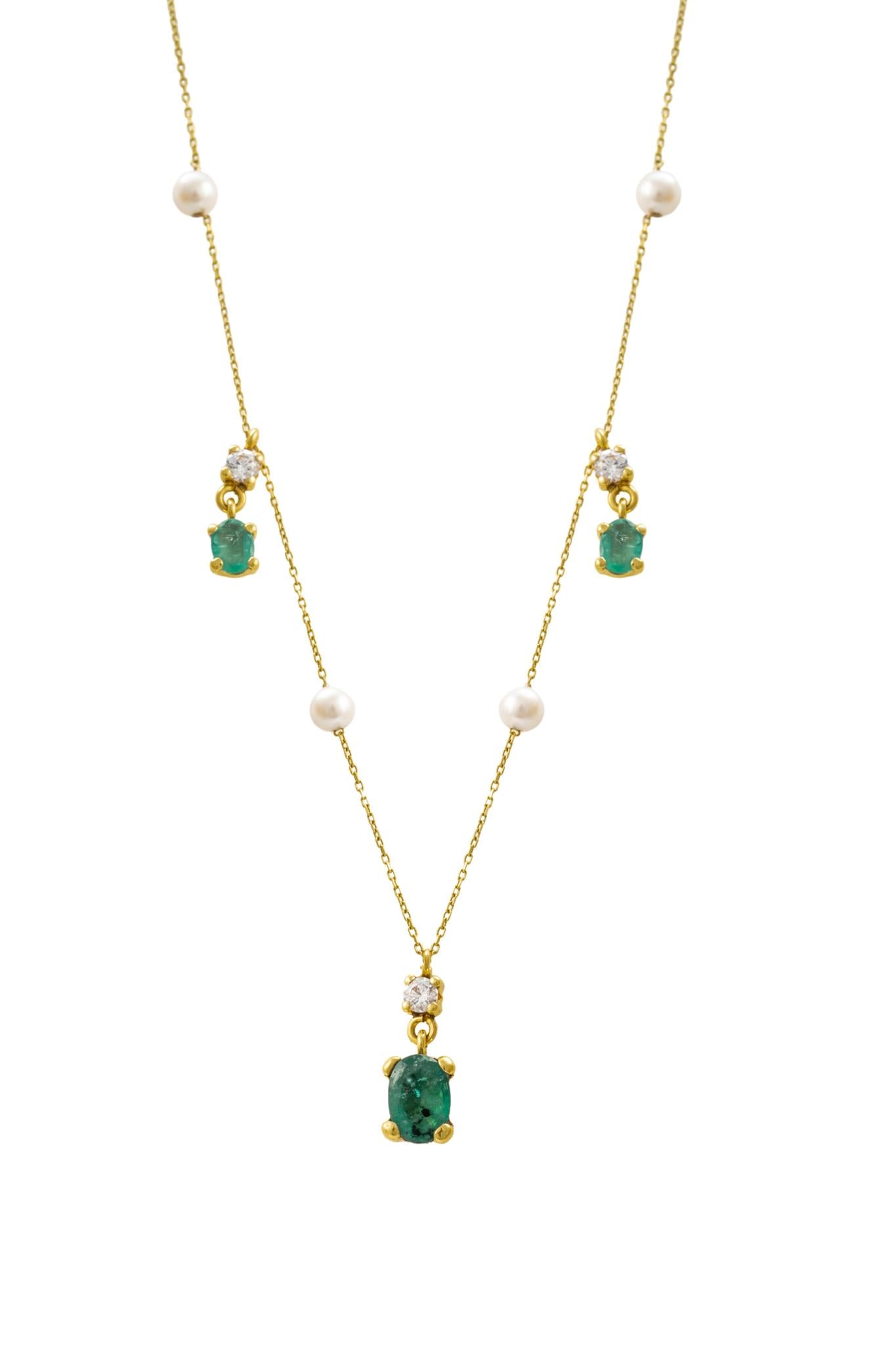 Collar de oro solido 10 kilates con cuatro piedras y tres zirconias de color verde.png