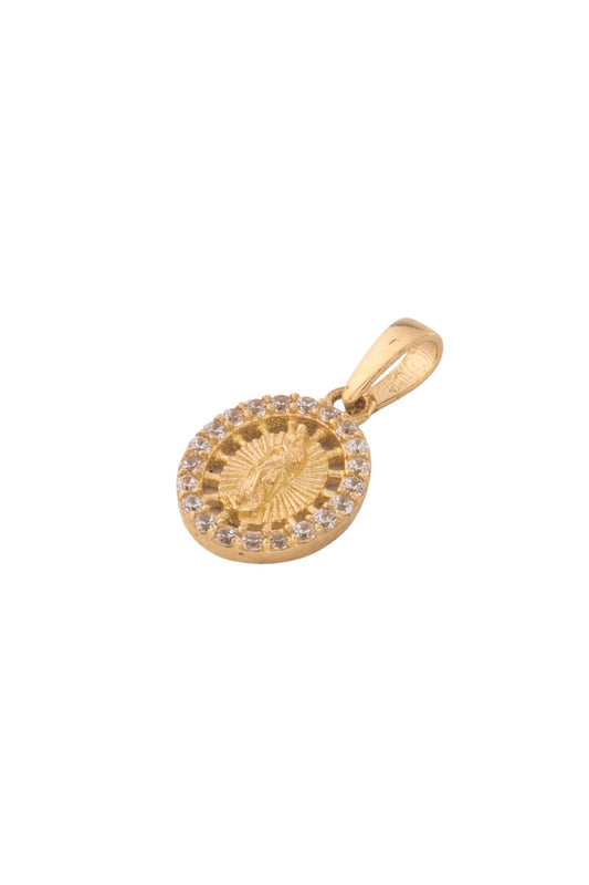 Dije de oro solido en 10 kilates con forma ovalada y un contorno de zirconia y en el centro una virgen maria.png