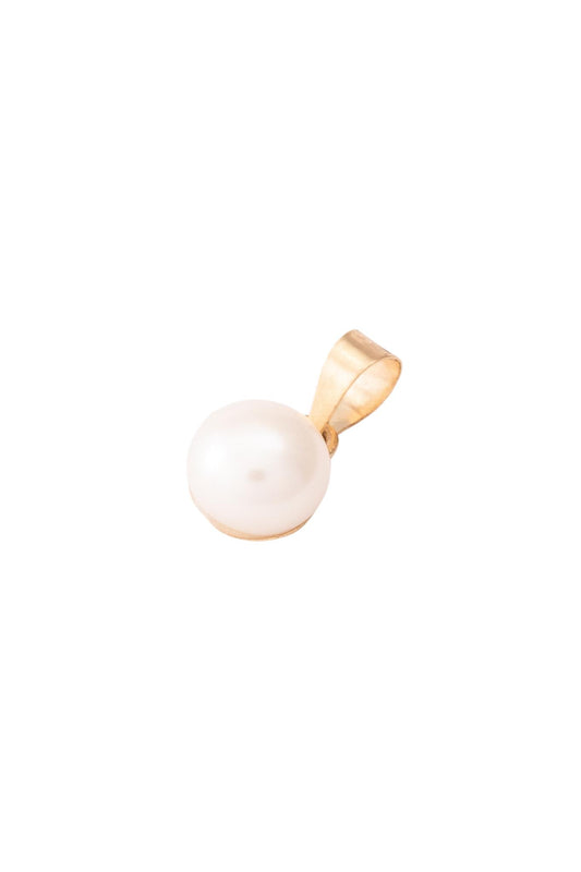 Dije de oro solido en 10 kilates con una perla solitaria.png