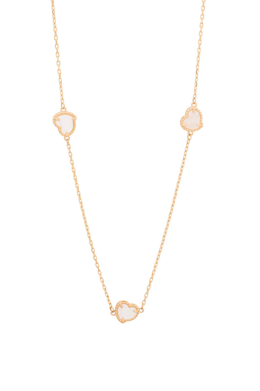 Gargantilla de oro sólido en 10 kilates con tres corazones en madre perla y contorno de bolitas lisas..png