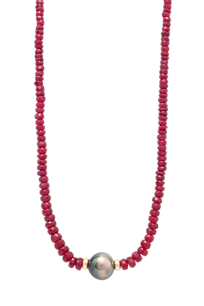 Gargantilla de oro sólido en 14 kilates con rubies y perla natural thaití..png