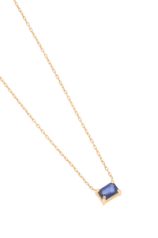 Gargantilla de oro sólido en 14 kilates con zafiro rectangular 6*4 montado en oro amarillo..png