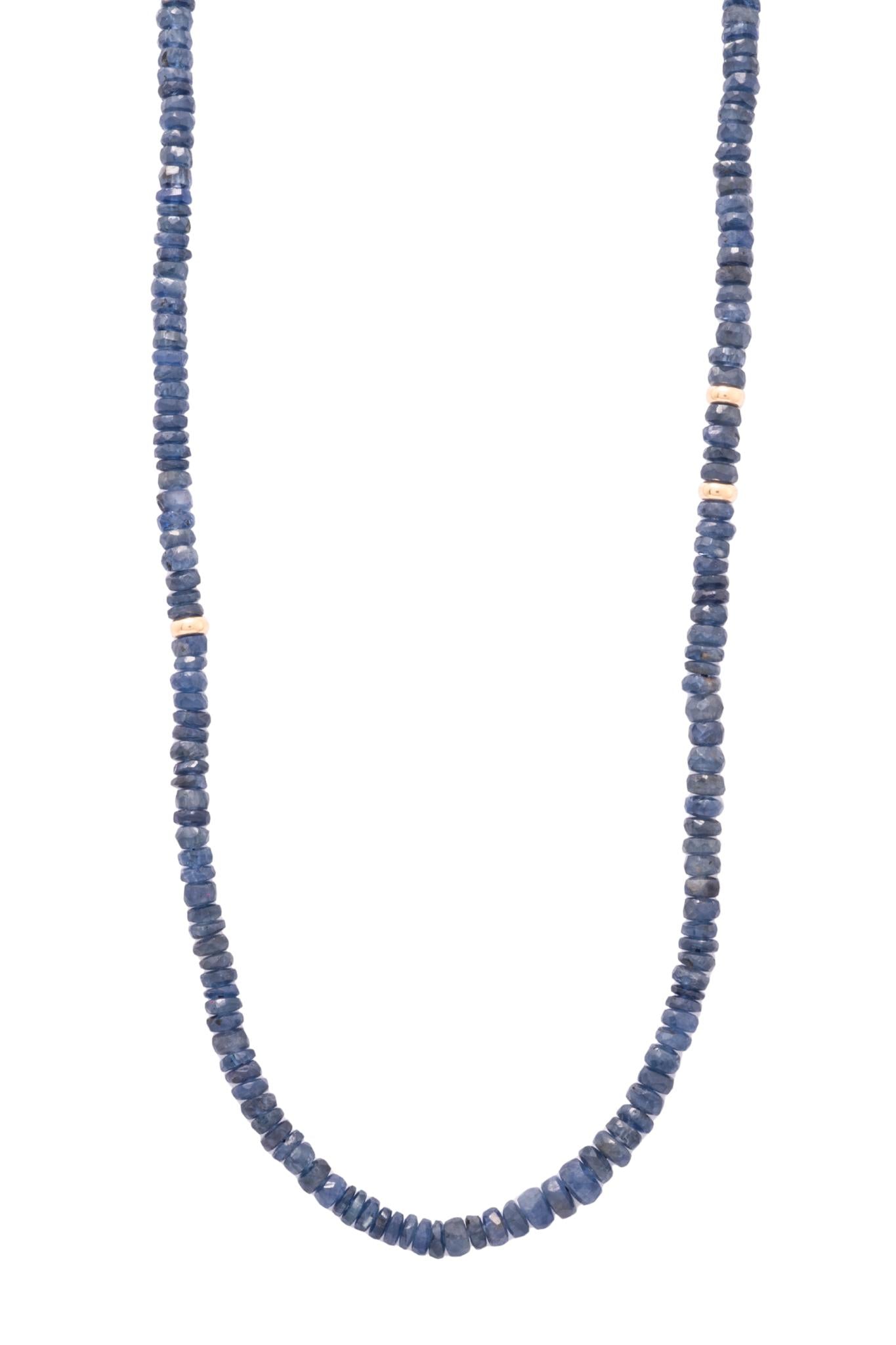 Gargantilla de oro sólido en 14 kilates con zafiros en chocker y aros de oro amarillo..png