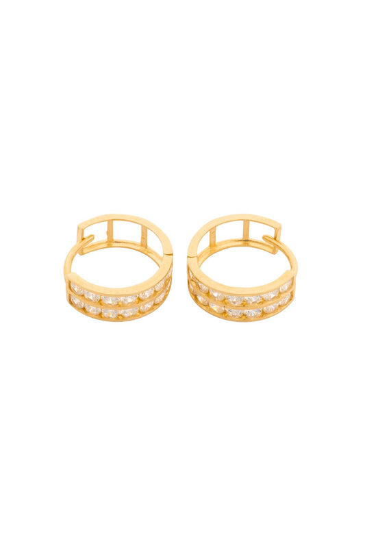 Huggie en 10 kilates con doble fila de zirconias.png