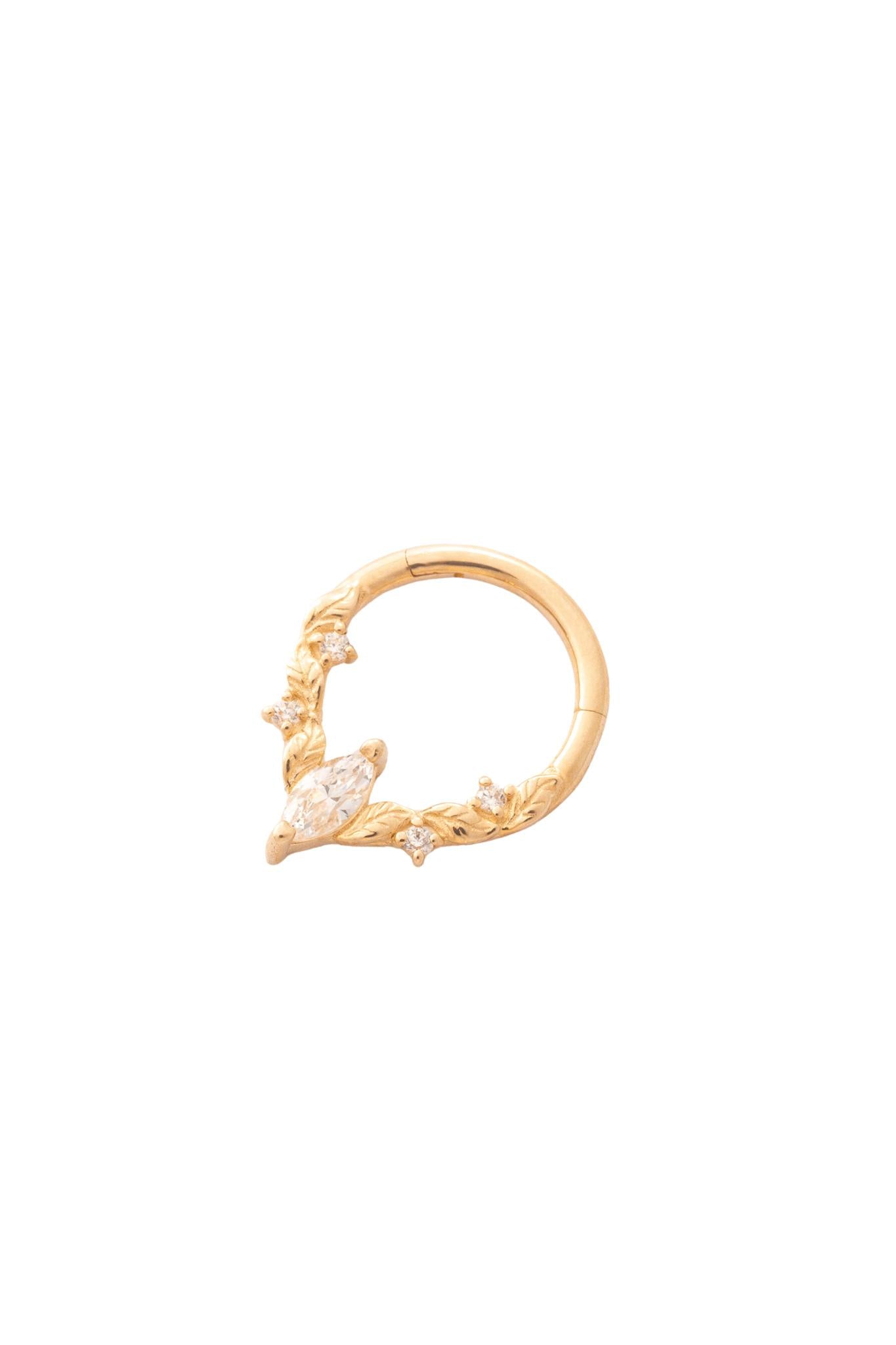 Piercing 10 kilates zirconia alargada al centro..png