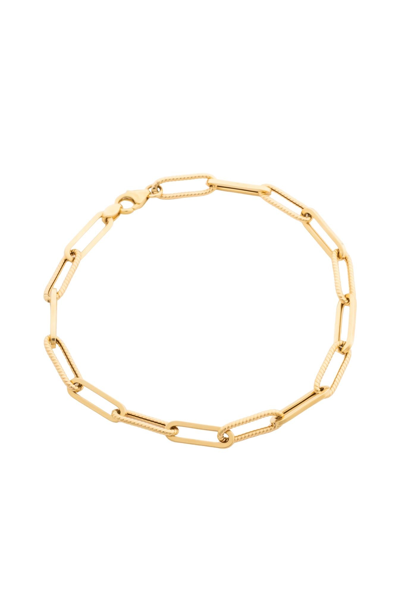 Pulsera en 10 kilates con eslabones cuerda y lisos.png